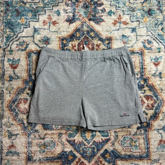Vintage Gant Sport Grey Sweat Shorts Size 36 - Picture 1 of 4